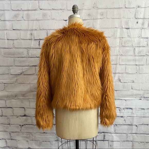🔥Host Pick🔥 Forever 21- plush camel color jacket - Picture 3 of 12